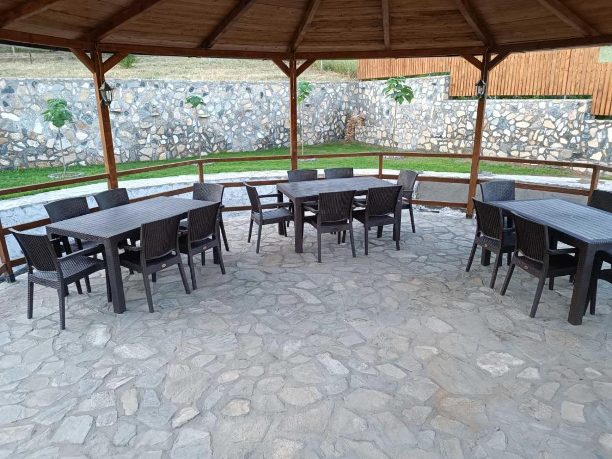 Vila Nika Veles Luaran gambar