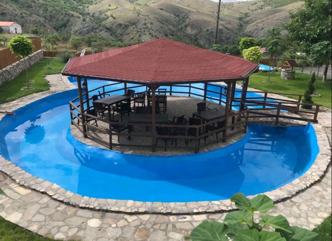 Vila Nika Veles Luaran gambar
