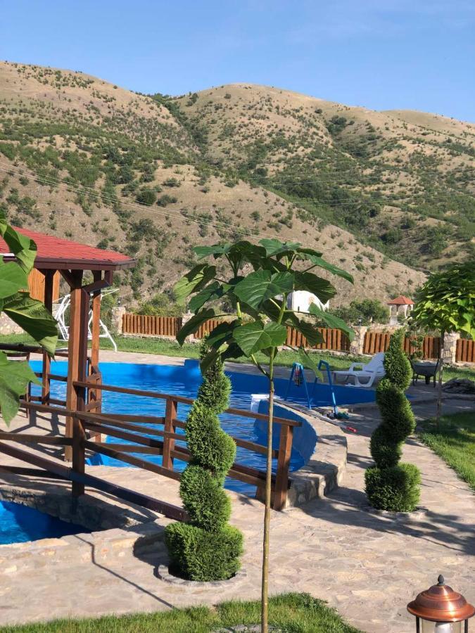 Vila Nika Veles Luaran gambar